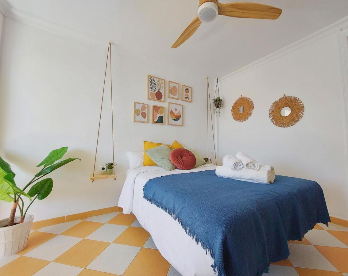 Nice And Cozy Studio At The Beachfront Benalmádena Extérieur photo